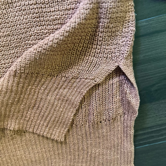 AE Sweater - Picture 4 of 4